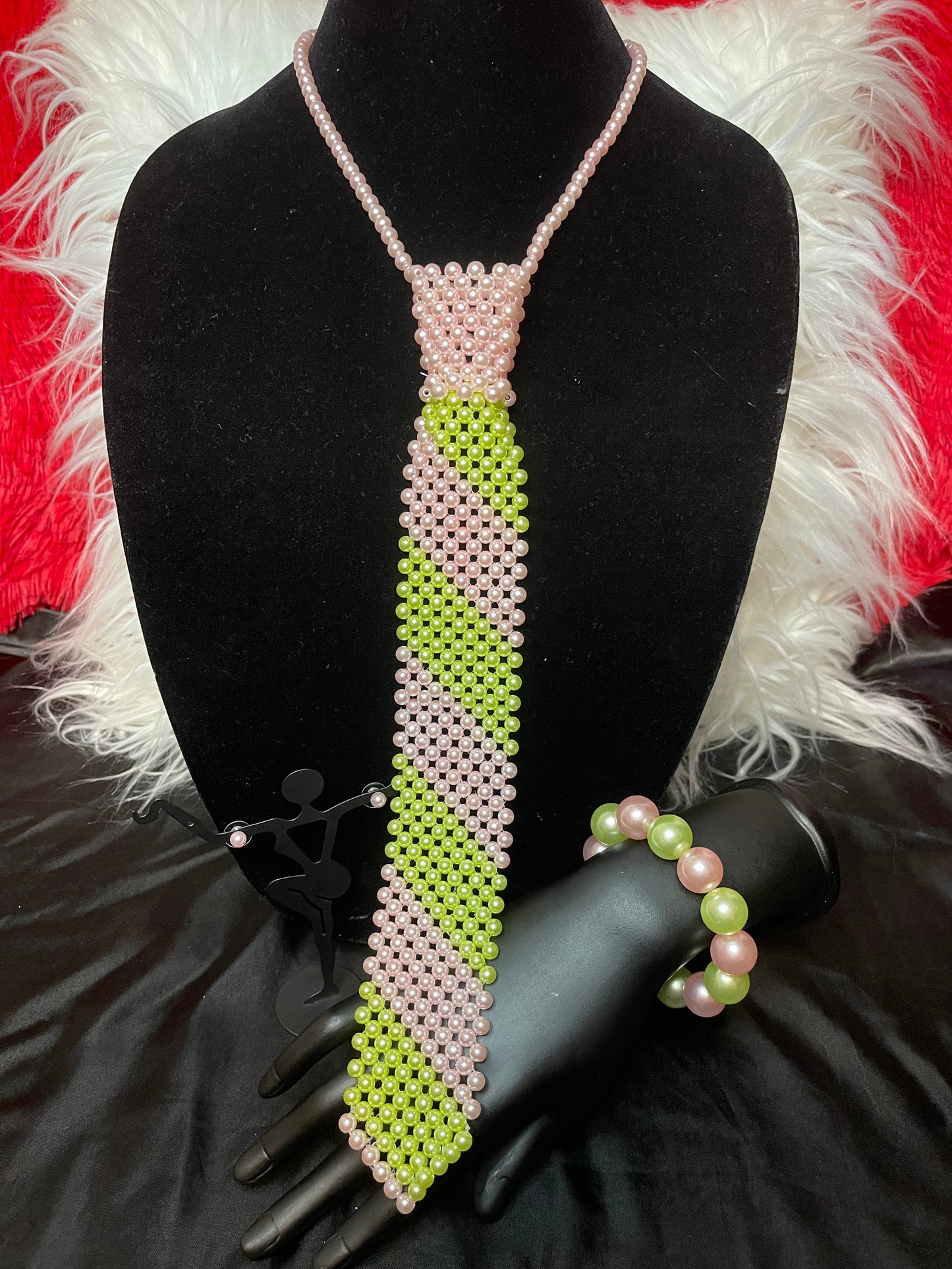 Pearl Tie Set