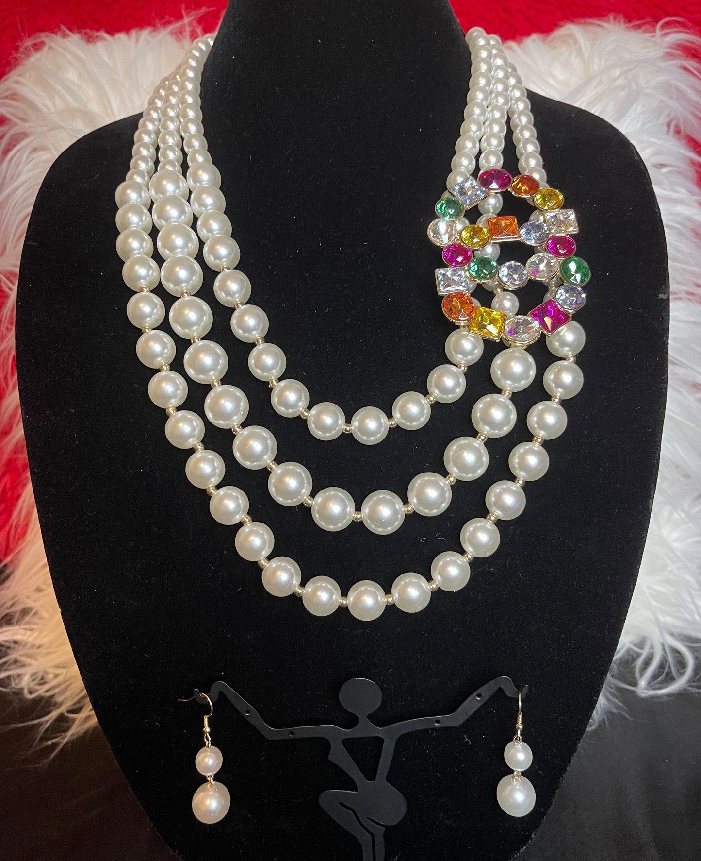 3 Tier Pearl Necklace with Rhinestone Pendant